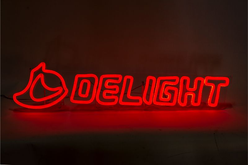 LEDサイン ネオンチューブ発光タイプ | DELIGHT｜LEDサインメーカー 